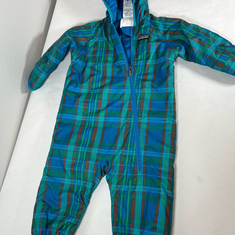 Patagonia reversible snowsuit baby 3 months